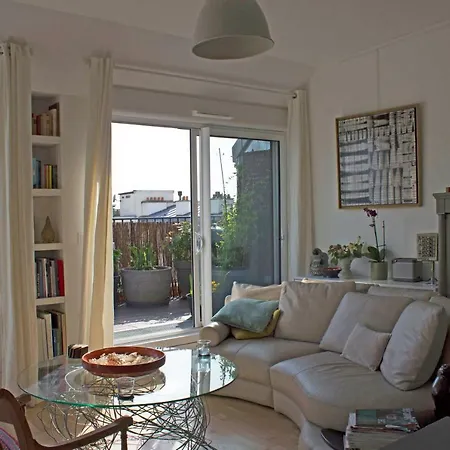 Charme A Avec Vue Sur Montmartre Apartment