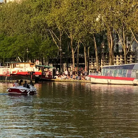 Charme A Avec Vue Sur Montmartre Paris